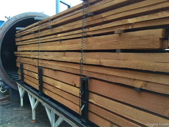 Thermally treated wood