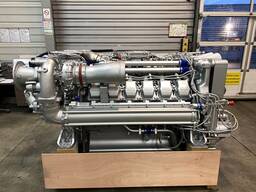 MTU 12V2000M90 marine propulsion engines 1450hp at 2300rpm remanufactured